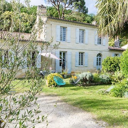 Le Pain De Lune Gite Et Chambre D'Hotes Avec Piscine Bourg-sur-Gironde Exterior photo