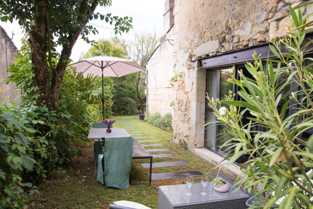 Le Pain De Lune Gite Et Chambre D'Hotes Avec Piscine Bourg-sur-Gironde Exterior photo