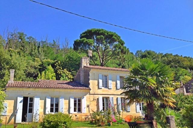 Le Pain De Lune Gite Et Chambre D'Hotes Avec Piscine Bourg-sur-Gironde Exterior photo
